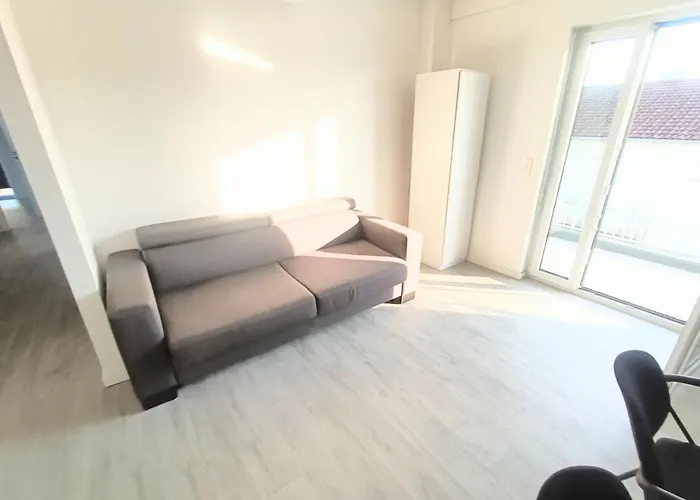 Apartment Mit Balkon Gross-Gerau